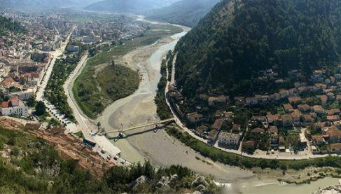 Bashkia e Beratit hap tenderin: Ndertohet ure e re mbi lumin Osum, detajet